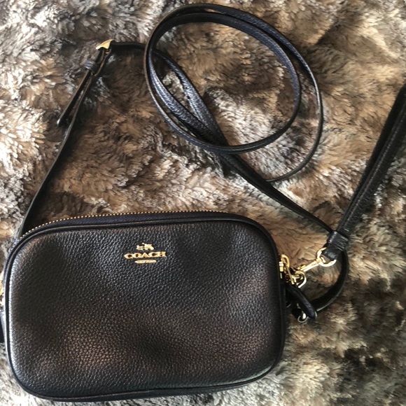 Coach wristlet with shoulder strap - Picture 4 of 5